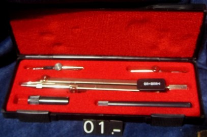 01 ESTUCHE TECNICO COMPAS